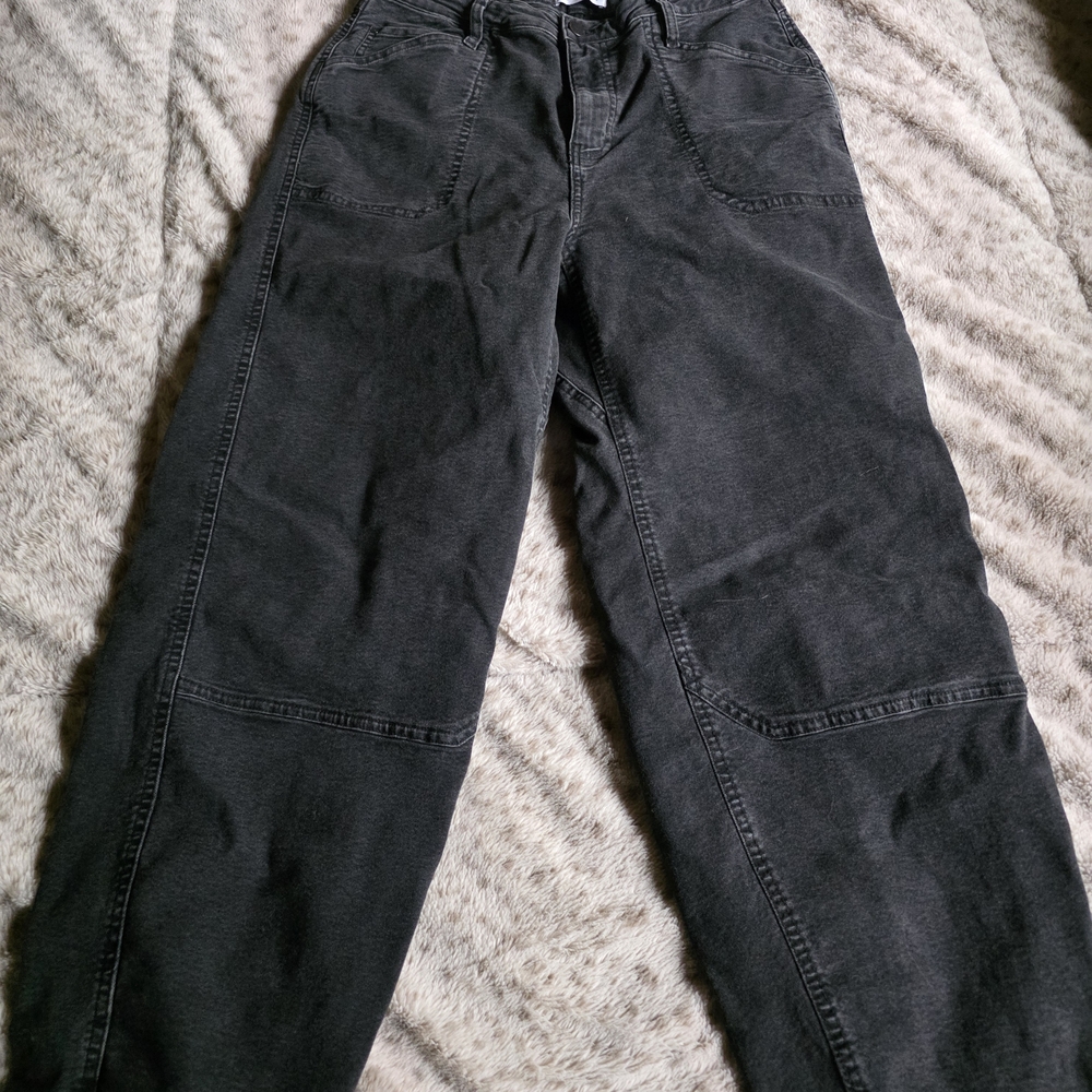 Women’s Black Wide-Leg Jeans